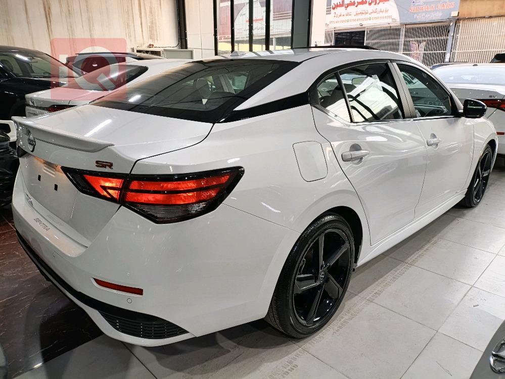 نیسان سێنترا